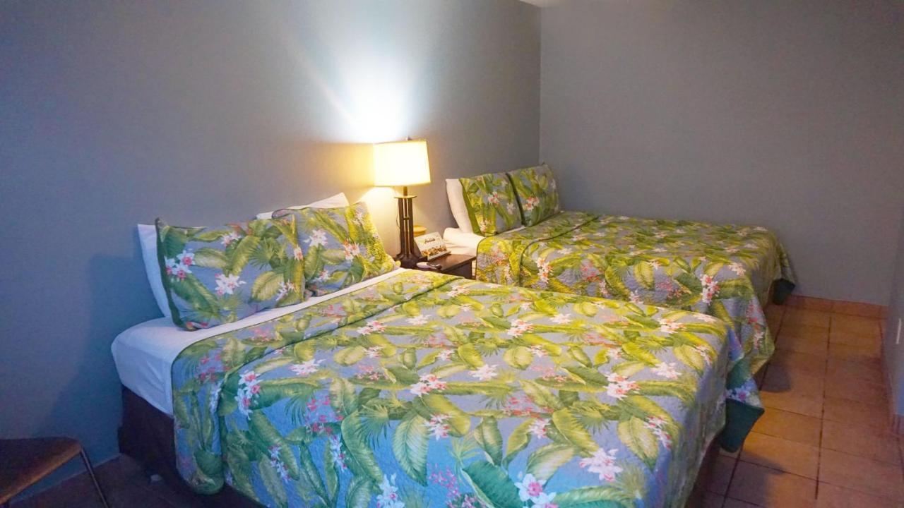 Upper Deck Hotel And Bar - Adults Only South Padre Island Kültér fotó