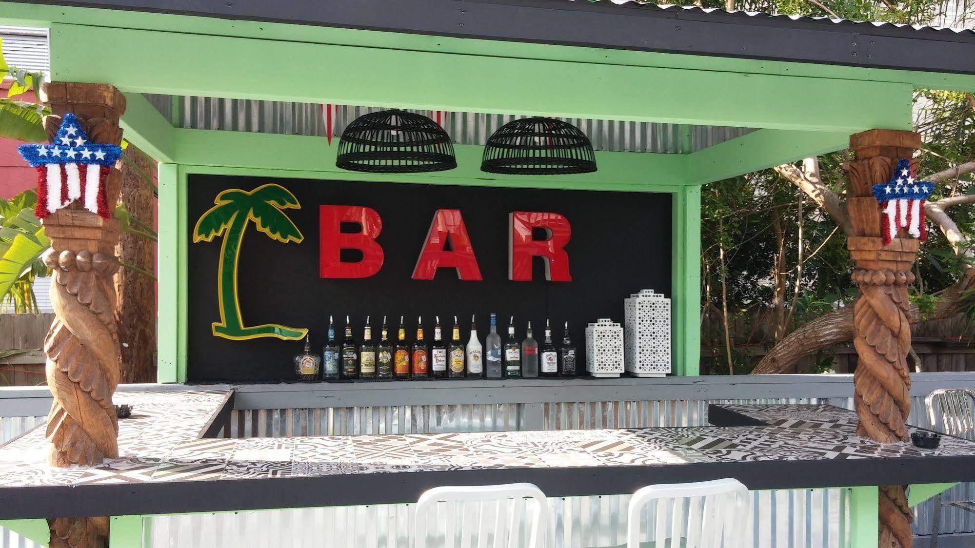 Upper Deck Hotel And Bar - Adults Only South Padre Island Kültér fotó